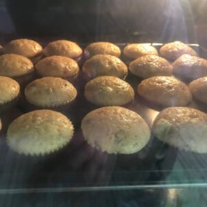 Lavendel Cupcakes backen