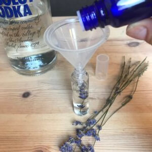 Hand Desinfektins Spray mit Lavendelöl selber machen